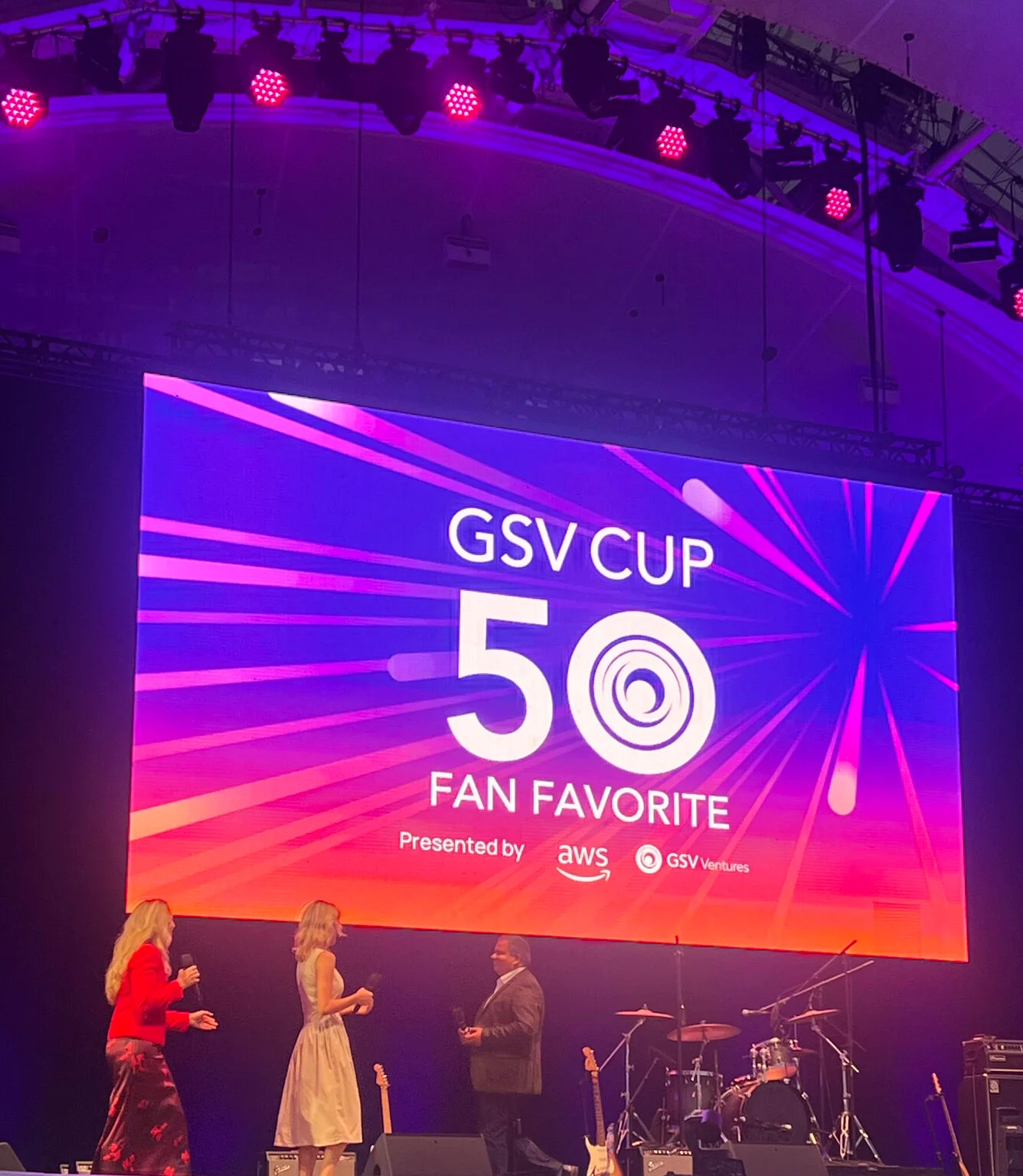 Hoogly wins first prize in "AI Future of Work" at GSV Cup 2025